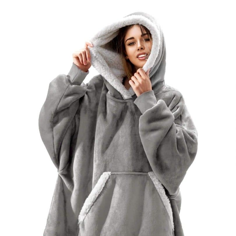 Top 10 Best Hooded Blankets in 2024 Reviews | Buyer's Guide